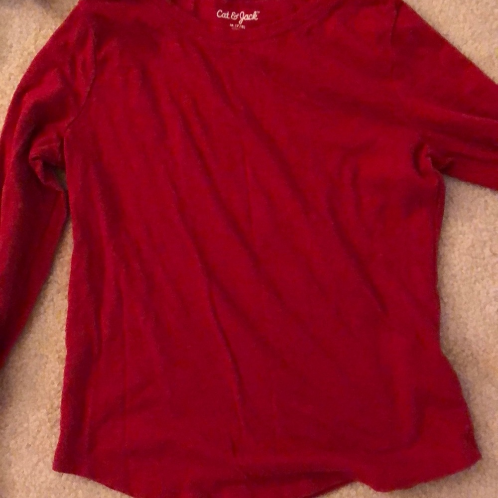 Red long sleeve shirts